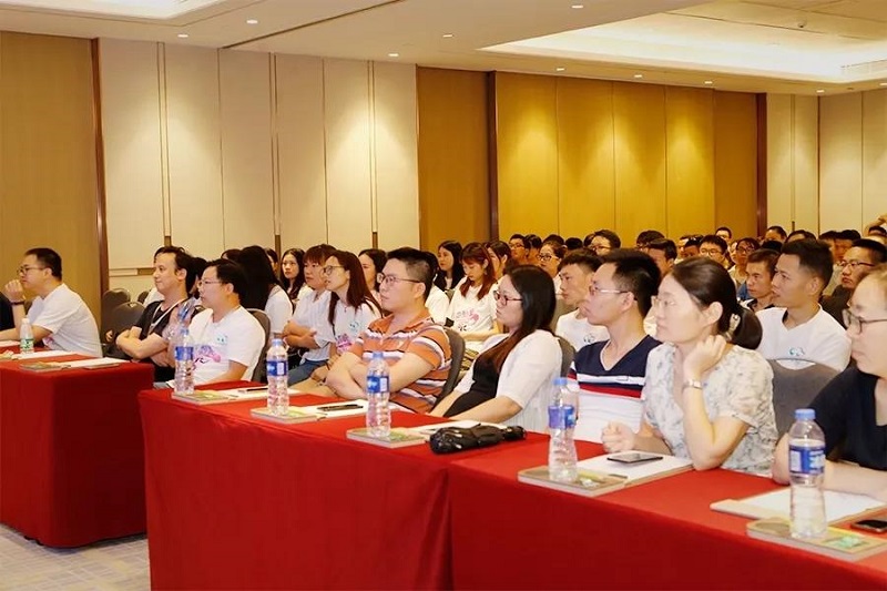 2019年云里物里年中戰(zhàn)略會(huì)議在希爾頓順利召開