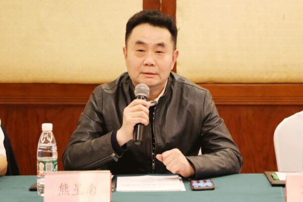熊星南 深圳市政府二級巡視員