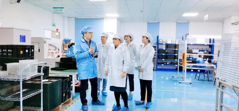 深圳擔保集團領導蒞臨指導工作，云里物里成績驕人備受肯定！