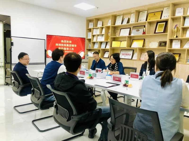 深圳擔保集團領導蒞臨指導工作，云里物里成績驕人備受肯定！